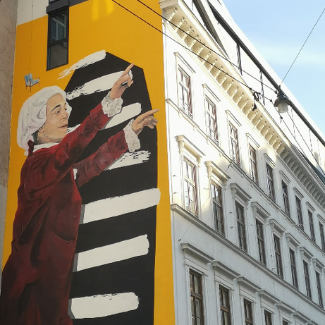 Vienna Team Building Street Art Walk — casual meet-up with snacks at Naschmarkt