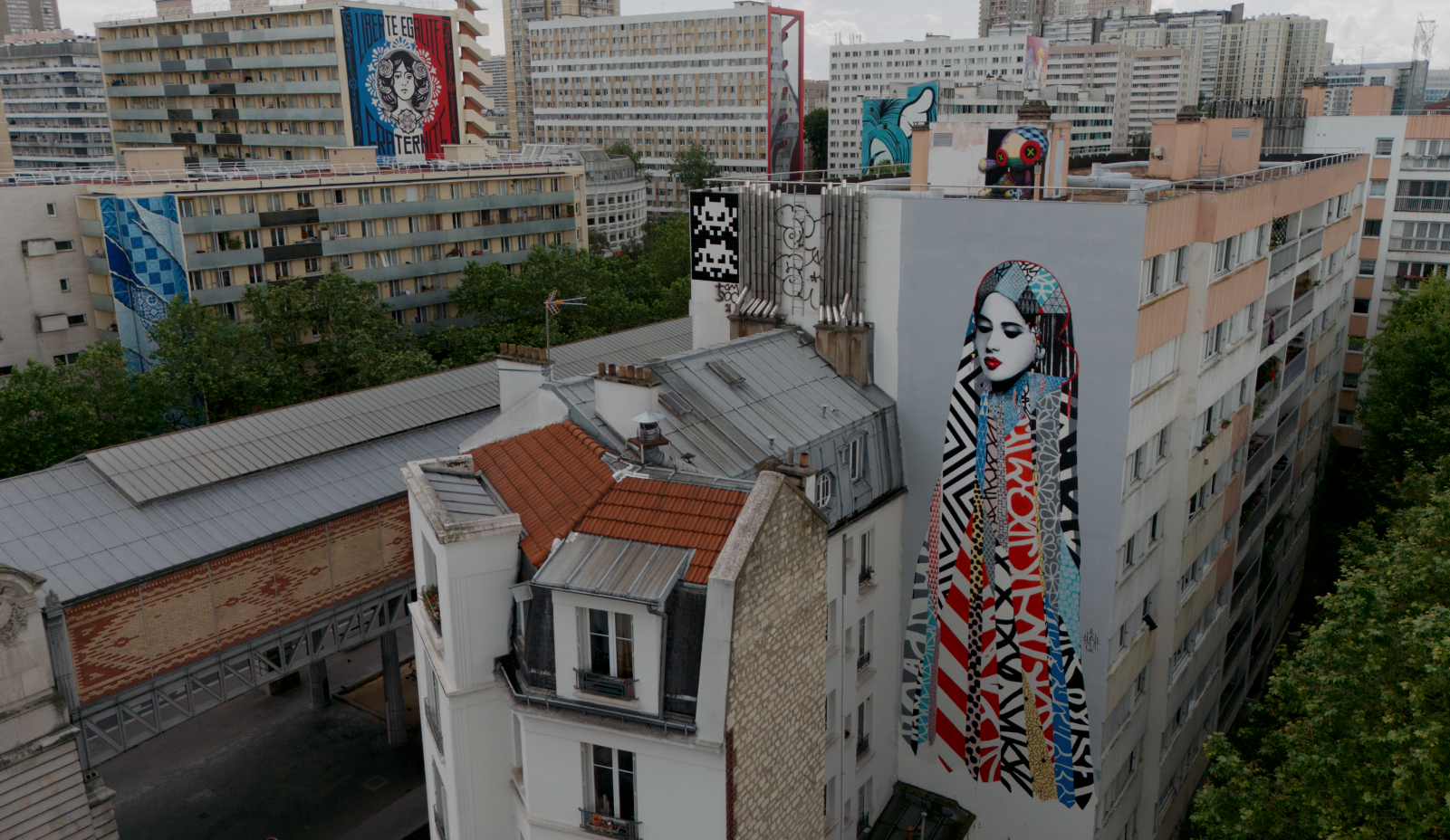 Class Trip Paris Street Art Tour — snack break around Place d’Italie