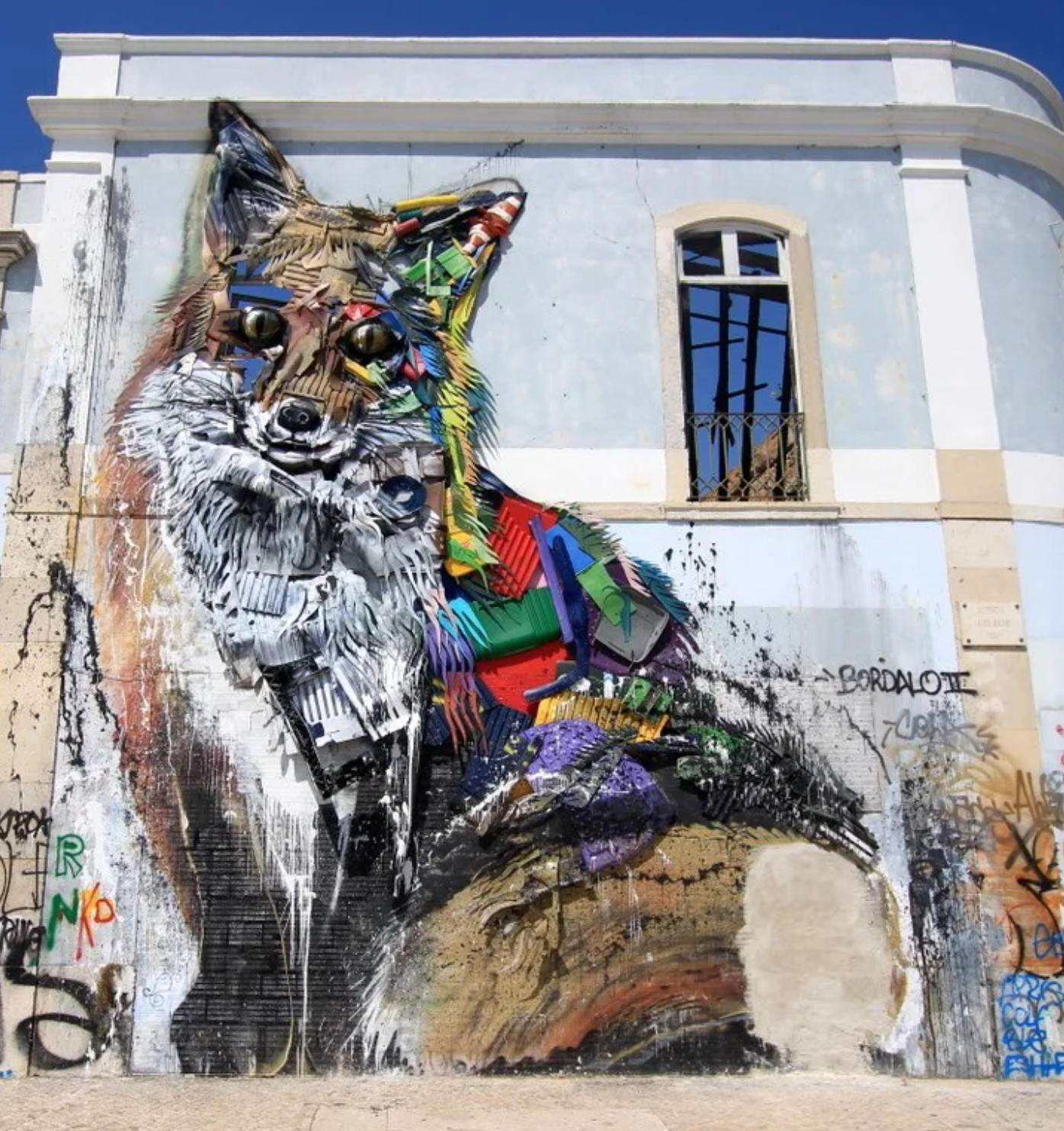 Lisbon Team Building Street Art Walk – explore murals by Bordalo II at Cais do Sodré.