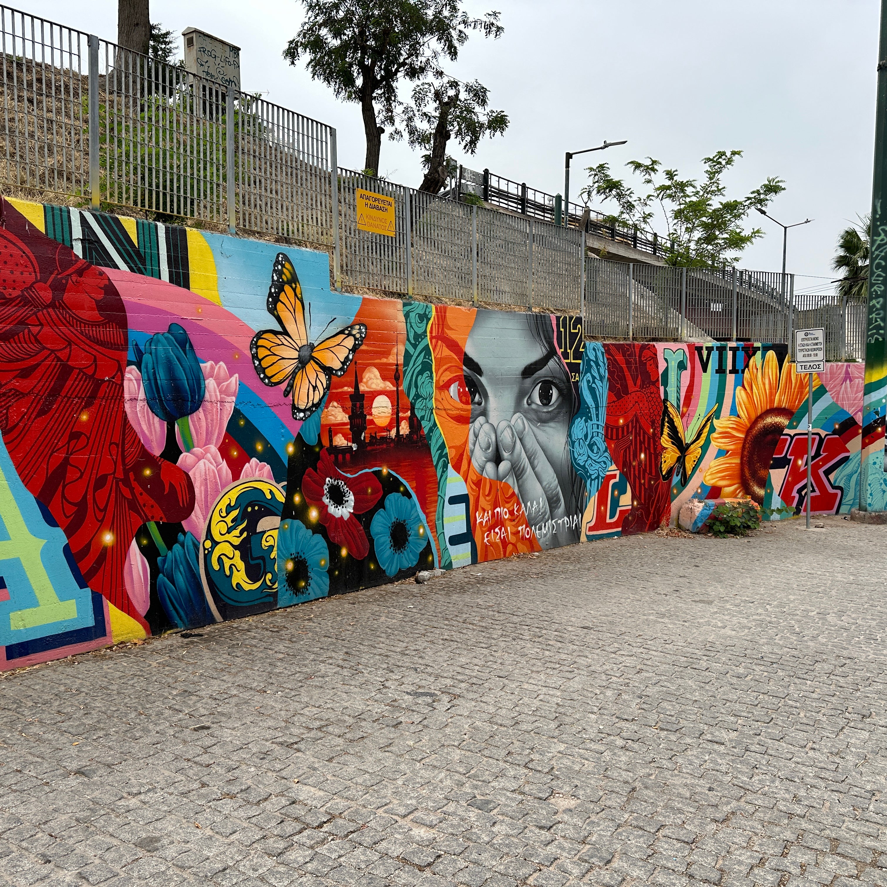 Athens Team Building Street Art Walk – group discovering graffiti art in the streets of Athens